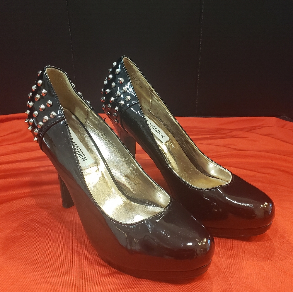 Steve Madden Eden Pumps